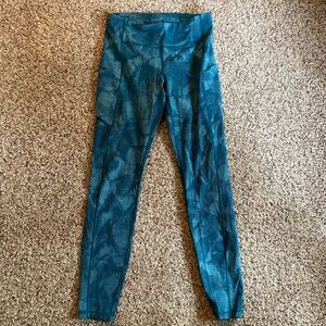 Lululemon Pants. Size M. Color: Teal. Like New.